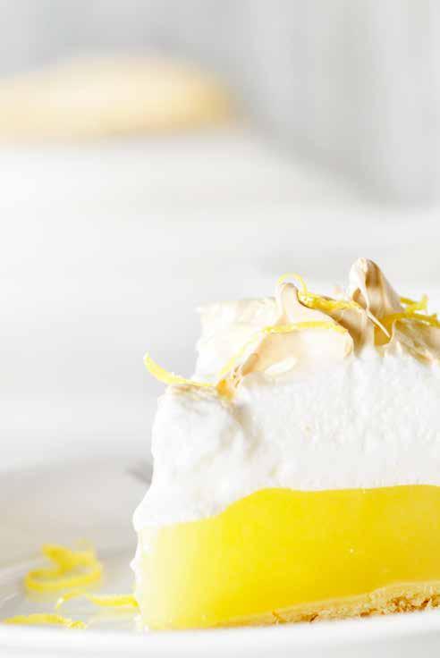 COLD DESSERTS All desserts are served with a choice of fresh cream, vanilla ice cream or custard. Lemon Meringue 4.