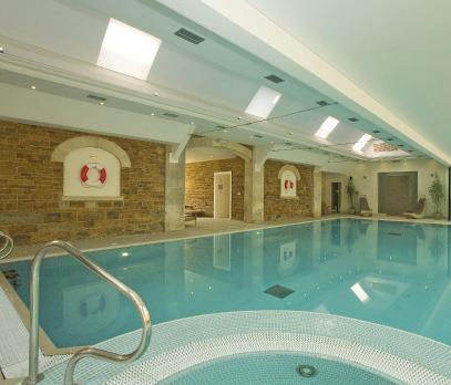 A REAL FESTIVE PAMPERING AT THE STABLEYARD SPA With its stunning pool, indoor and outdoor spas, sauna, steam room, fitness suite and treatment rooms, the Spa is the ideal place to spend some time to