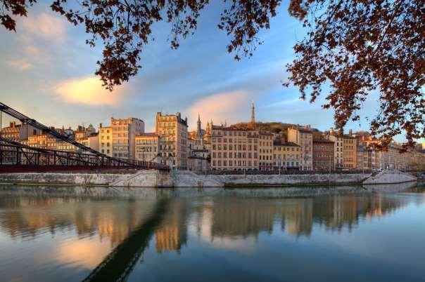 DISCOVERY OF LYON AND BEAUJOLAIS 4 days/3 nights Arrival in: LYON Station or airport Departure from: LYON Station or airport Highlights of the