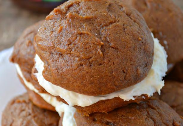 Makes 15 servings Cake 1 box spice cake mix, dry 1 ½ cups MUSSELMAN S Apple Butter ½ cup vegetable oil 2 eggs Spice Cake Whoopie Pies Filling 8 ounces cream cheese, softened 4 tablespoons unsalted