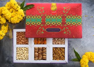 900 grams Contents: 150 grams each California Almonds, Iranian Pistachio, Mangalore
