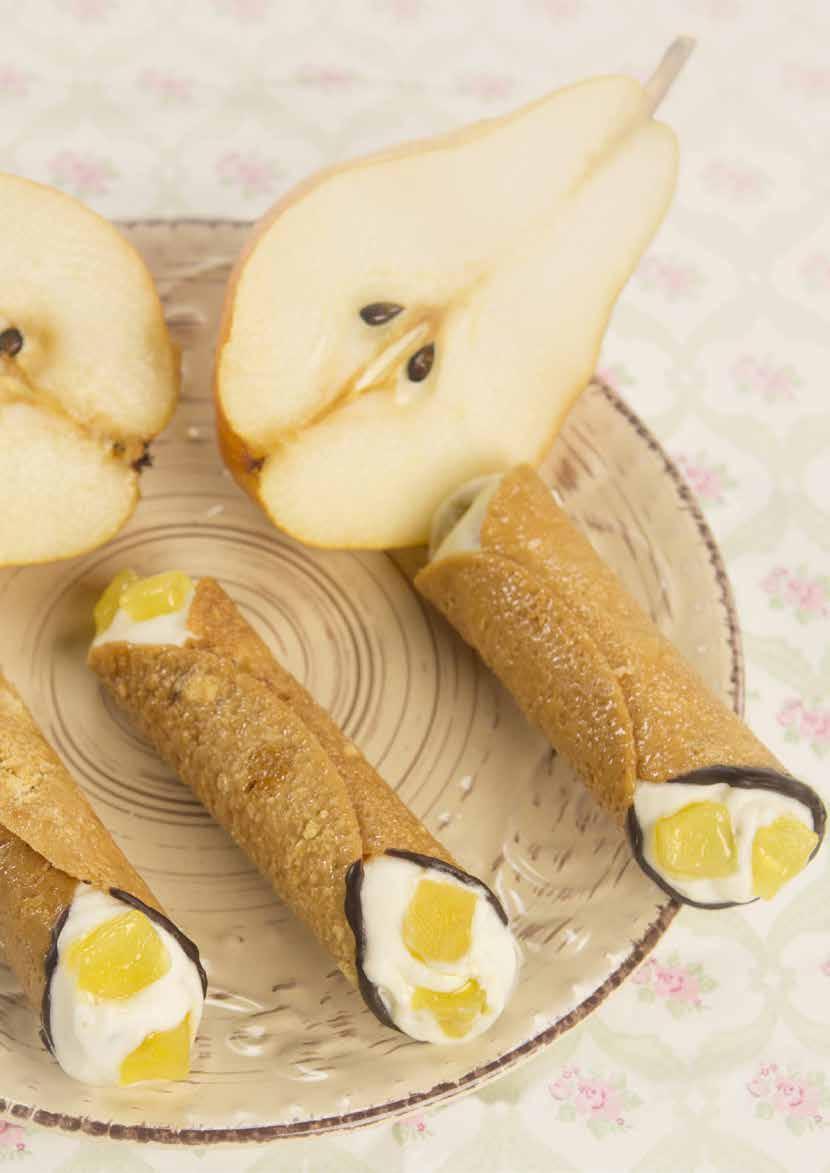 CANNOLI WITH RICOTTA AND PEAR PASTRY FILLING Cannolo / crunchy wafer baskets recipe 1 kg PreGel croccante Base (Code 67404) 500 g Nuts of your choice (whole or pieces) PreparaTION: Mix