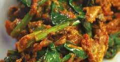 12g green pepper 5g spring onion 1g Gia tomato puree 1g Gia garlic puree 31g canned chopped tomatoes 1g curry powder 20g raw spinach 5g water Chef s tip: To batch cook, multiply ingredients by how