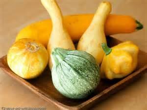 For patty pan types, look for gray to greenish-white ones that are up to 4 inches in diameter.