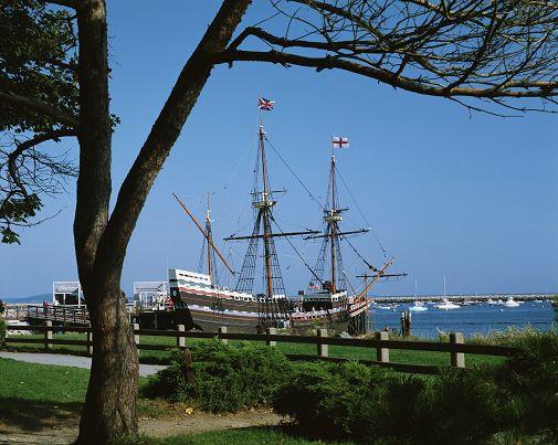 The Growth of New England Plymouth Plantation The Mayflower Compact Relations with the Indians Assistance from