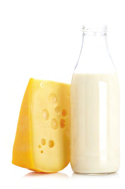Eat Dairy Products and Other Calcium-Rich Foods to Keep Bones Healthy Have 500 ml (2 cups) of skim, 1% or 2% milk every day. Sip a glass of skim or 1% milk as a bedtime snack.