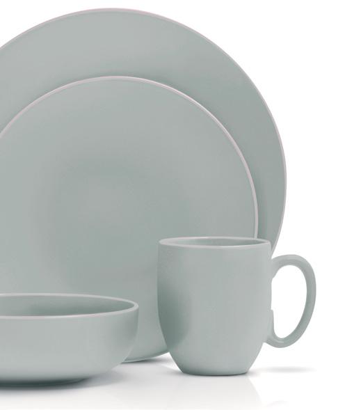 Vera Colour The Vera Color collection of casual dinnerware offers a stylish approach to everyday dining, with chic shapes capturing a clean, modern attitude.