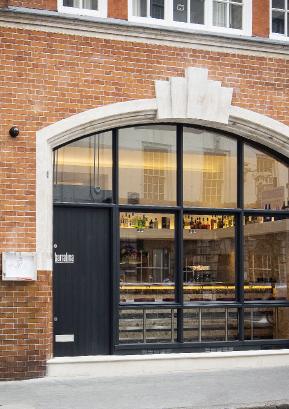 Barrafina Drury Lane is located at the northen end of Drury Lane, well positioned for Covent Garden, The Royal Opera House and the surrounding theatres.
