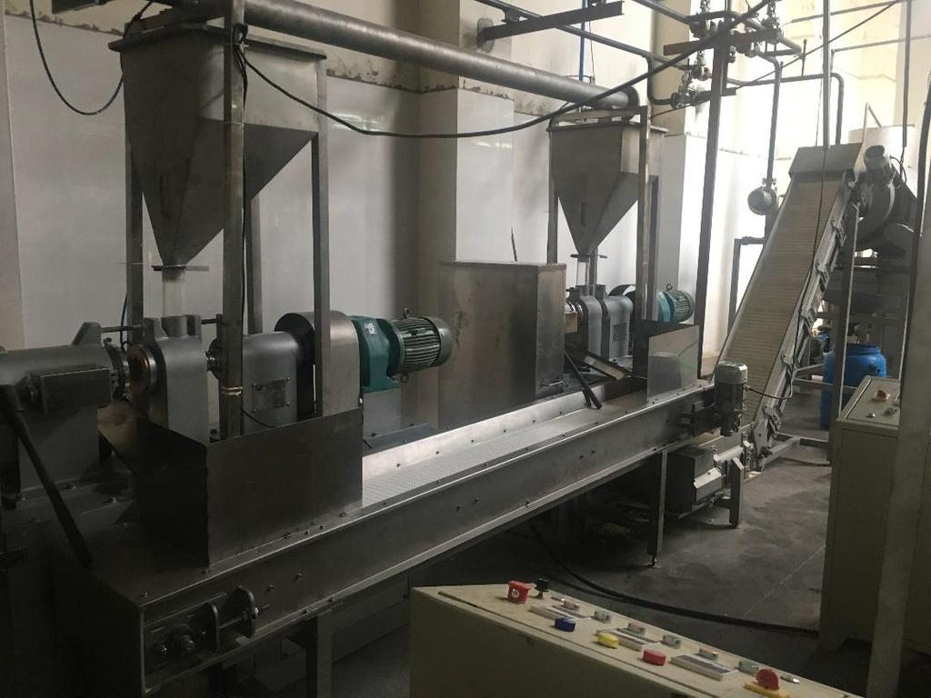 Kurkure Snacks Processing line Production Capacity : 150 & 300 & 500 Kg/Hr All the Lines have following features... Low edible oil take up Low fuel Consumption.