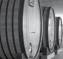 The Blend barrel is recommended for wines which are to be aged over long periods (18 months or more), and it will continue to reveal its potential over several vinification cycles.
