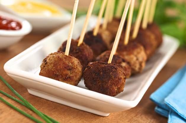 MEATBALLS $5 (3 PER SERVING) BEEF/PORK BLENDED MEATBALLS with BARBECUE