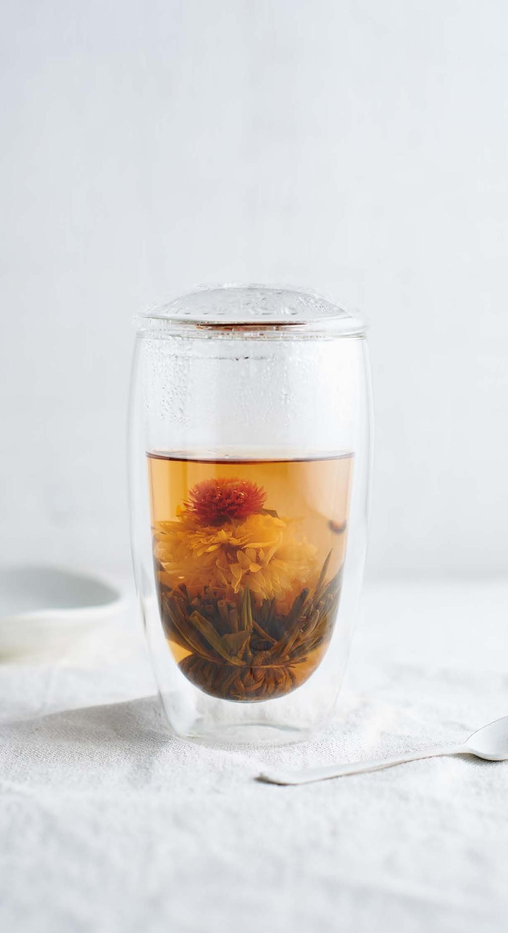 HOT AND ICE TEAS 養生熱茶及冰茶 HT1 步步高升花茶 Globe amaranth and jasmine flower tea bulb Teas can prevent diseases, help in weight loss, increase energy and boost one s thinking power HT1 HT2 HT3 HT4 HT5 HT6