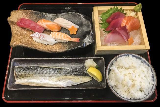 1 Sashimi 6pcs* Tempura Udon soup Inari