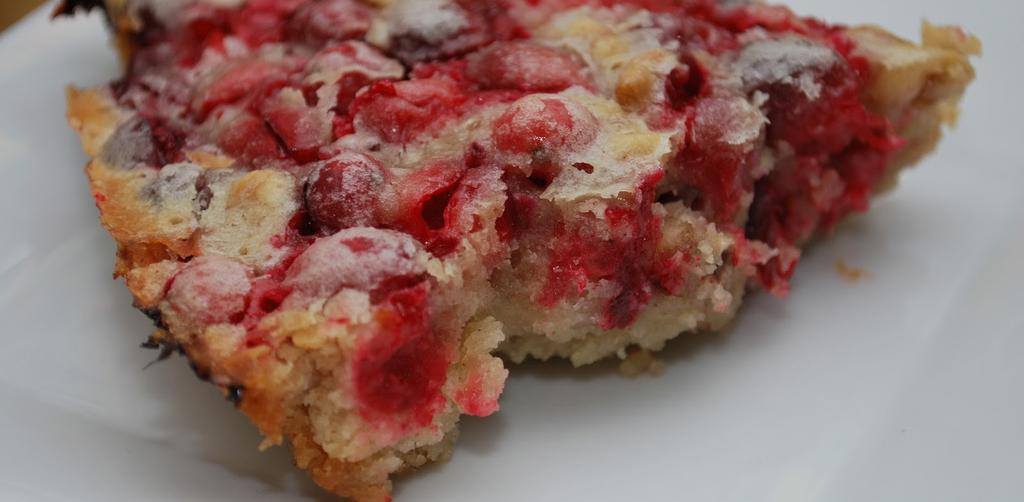 DESSERTS John s Crustless Cranberry Pie Total Time: 1 hours Serves: 6 2 c. cranberries, fresh or frozen 1/2 c. sugar 1/2 c. walnuts or pecans, chopped 2 eggs 1 c. sugar 1 c. flour 1/2 c.