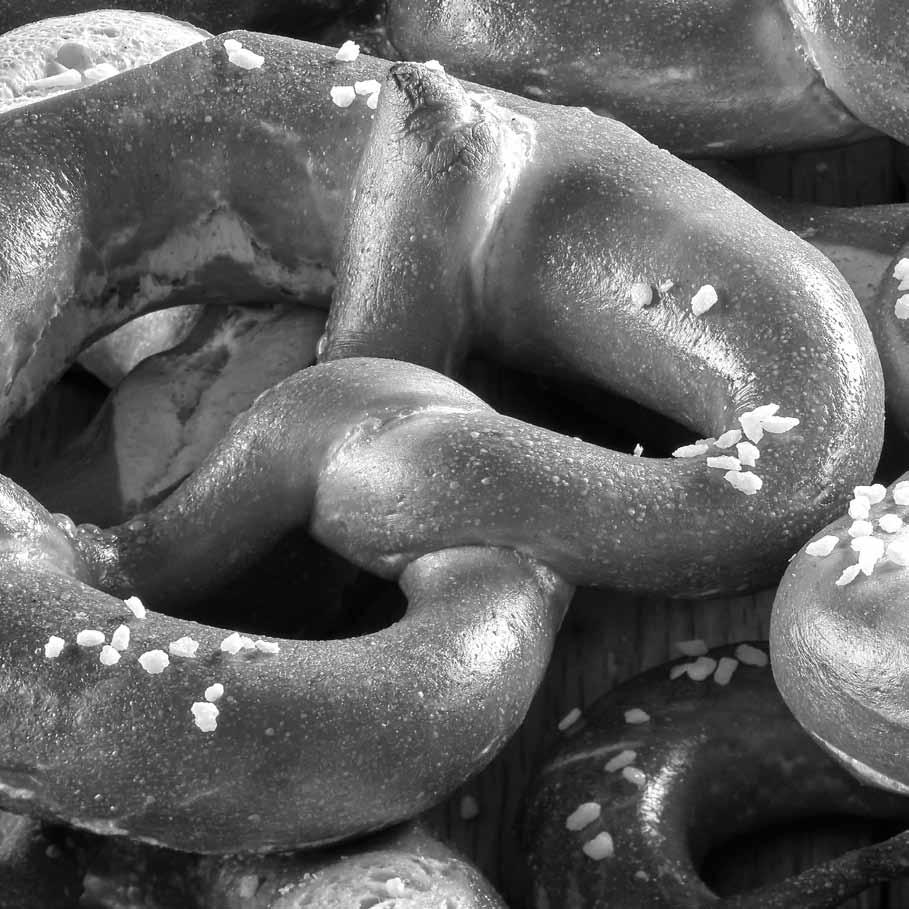 Pretzel The perfect Pretzel The pretzel is the best of German tradition, this popular treat is known for its distinctive appearance, flavour and taste.