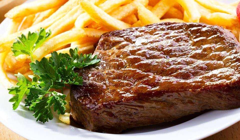 Australian Meals: Hamburger & Chips $13.00 Rump Steak & Gravy with Chips & Salad or Vegetables $19.00 Seafood Basket $19.