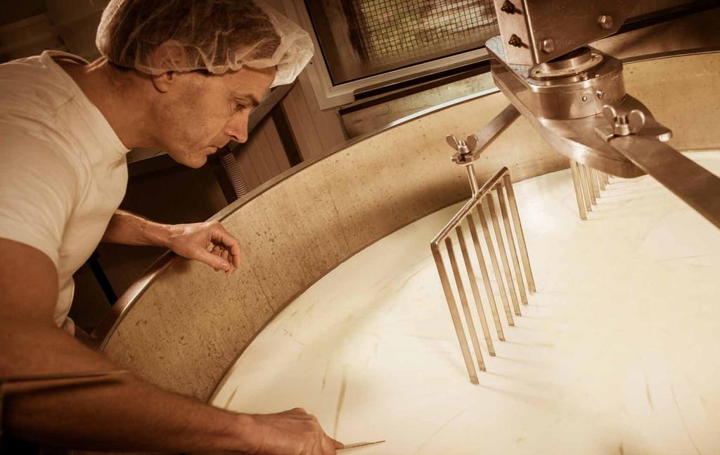 8 9 How is cheese made? THERE ARE SOME BASIC STEPS INVOLVED IN CHEESEMAKING. EVEN SMALL VARIATIONS IN THE CHEESEMAKING PROCESS CAN RESULT IN CHEESES WITH REMARKABLY DIFFERENT FLAVOURS AND TEXTURES.