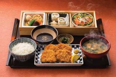 00 A la carte/15.00 ヒレカツ定食 Pork Fillet Katsu Teishoku Pork fillet cutlets set meal.