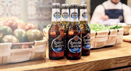 ESTRELLA GALICIA 0.0 ALCOHOL FREE EST010 24x25cl 0% 14.67 Estrella Galicia is the result of the Rivera family's passion for beer since 1906.