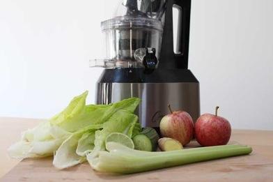 more if you wish) How to Make It 1. Wash / clean all the produce 2. Juice the romaine leaves 3.