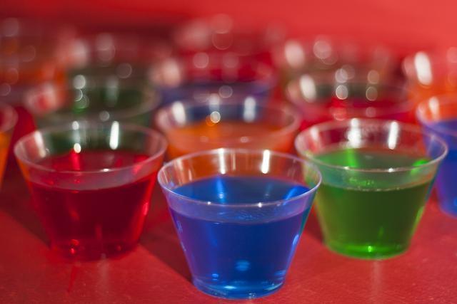 Parrothead Contest Rules JELL-O SHOT Friday, July 27th Please bring six of one flavor of your best Jell-O shots to DJ Xavier at the West Pool, anytime between 1:00pm and 3:00pm along with the