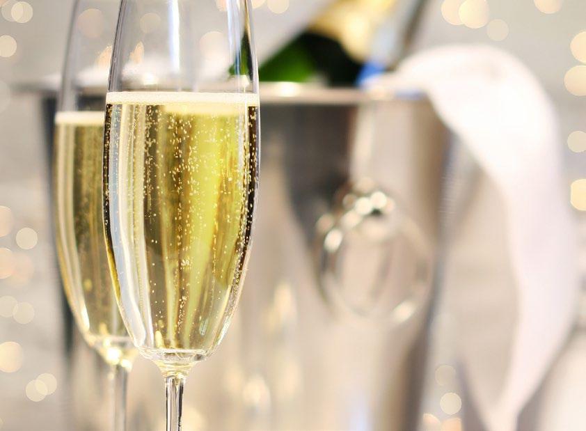 The tour of the world buffet comes with a free flow of Prosecco, and red and white wines as well as party favours for all. Baht 2,999++ per person / 18.30-23.