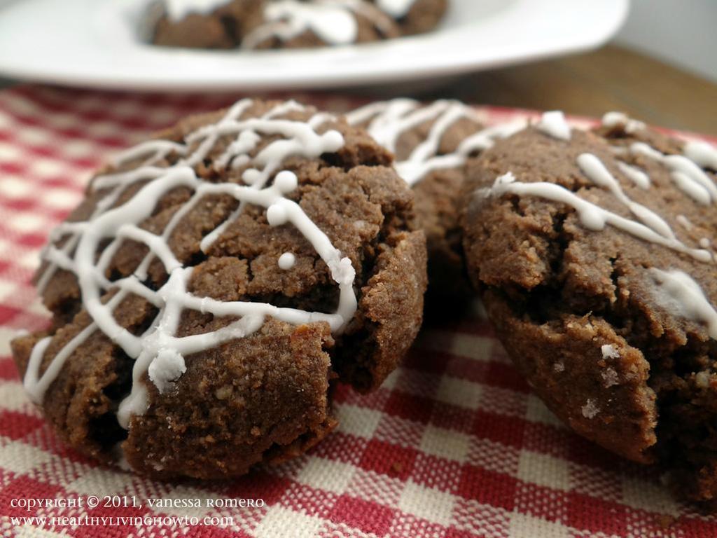 Italian Chocolate Spice Cookies with Citrus Glaze Submitted by: Healthy Living How To Serves: 1 Cooking Time: 11 Minutes Non-Dairy 1 cup homemade unblanched almond flour + 1/2 cup coconut secret raw