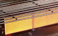 Available as a natural gas or propane unit Stainless steel WAVE cooking grids Stainless steel side