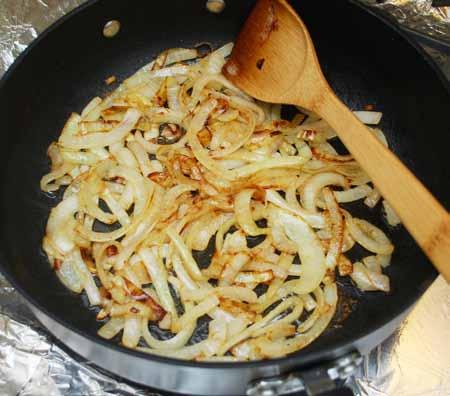 6 To caramelize the onion, heat the oil over medium-high heat and sauté the onions until they start to change color.