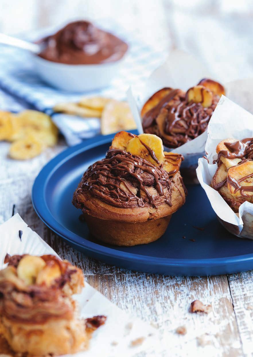 Banana & Nutella Muffins SERVES: 24 PREP TIME: 10 MINS COOKING TIME: 25 MINS 1kg Edlyn Muffin Mix