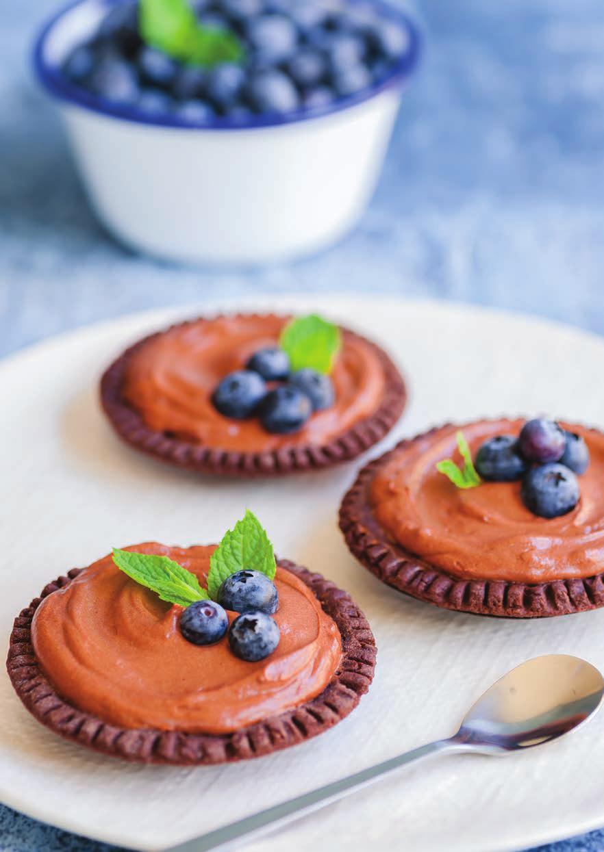 Chocolate Mousse Tartlets SERVES: 24 PREP TIME: 1.5 HRS COOKING TIME: 15 MINS 250g Edlyn Chocolate Mousse Mix 1 Packet Short Crust Pastry 500ml Chilled Skim Milk Fresh Fruit & Mint Leaves to serve 1.