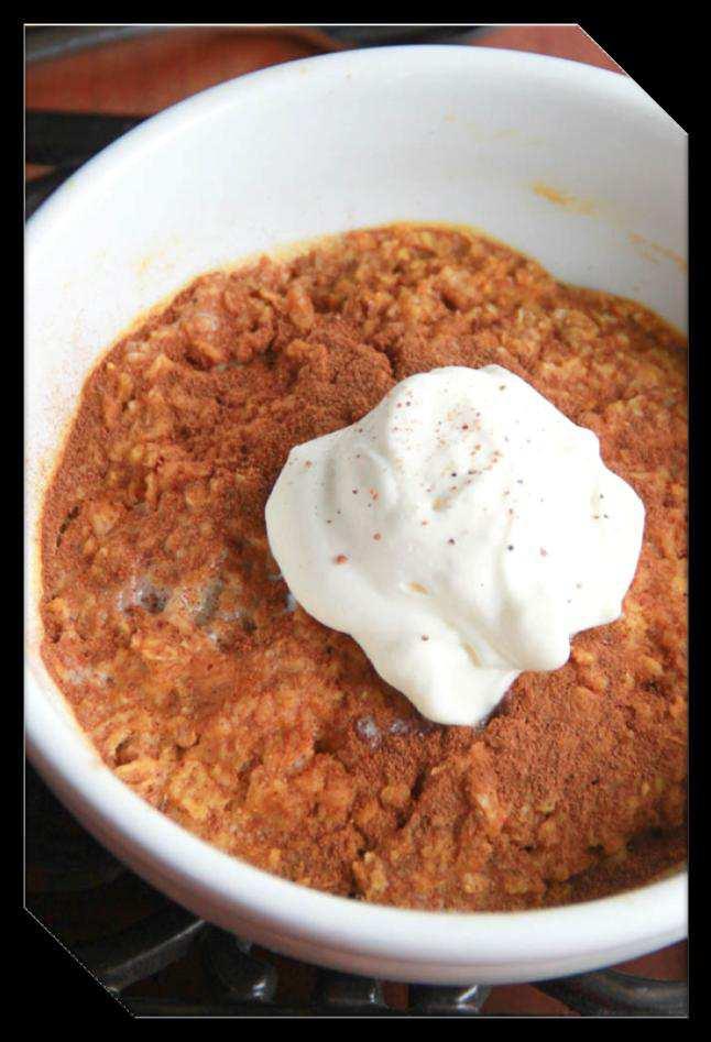 Prep time: 5 min Cook time: 25 min Serves: 1 serving Ingredients: ½ cup gluten-free instant oats ¼ teaspoon baking powder 2 Tablespoons pure pumpkin puree ¼ cup unsweetened almond milk ½ teaspoon