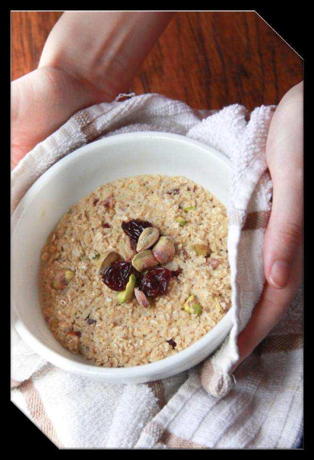 Prep time: 5 min Cook time: 25 min Serves: 1-2 serving Ingredients: ½ cup gluten-free instant oats ¼ teaspoon baking powder 2 Tablespoons dried cherries ½ cup unsweetened almond milk ½ teaspoon pure
