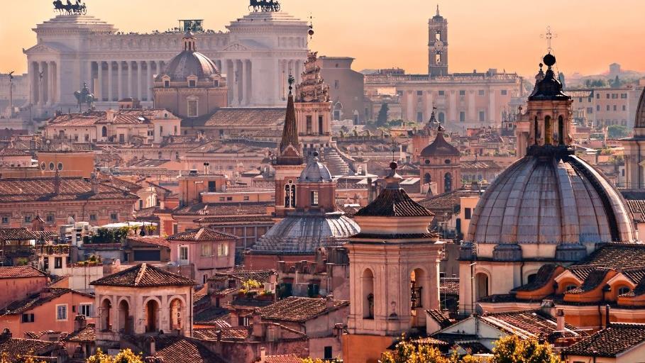 DAY 5/Afternoon A perfect walking tour in Rome On this walking tour, you will have a panoramic view of ancient Rome as you stroll through its picturesque alleyways and discover some of the most