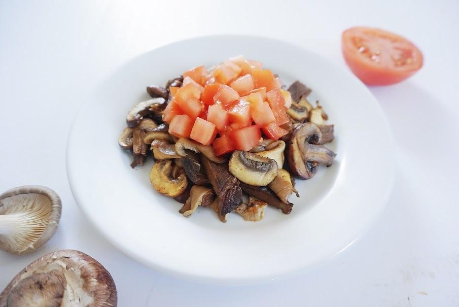Beef Mushroom Saute (makes enough for Day 3 and Day 4) Ingredients 12 oz of stir fry beef 4 cups of sliced mushrooms 2 teaspoon coconut oil 2 tablespoon freshly squeezed orange juice 1/2 cup diced