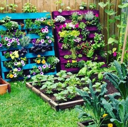 There are many different types of gardening techniques which are well suited to temporary residences, small spaces, and patios or balconies.