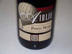 2009 Airlie Vintner s Blend Willamette Valley Pinot Noir 13.1% alc., ph 3.55, TA 0.75, 186 cases, $32. A barrel selection.