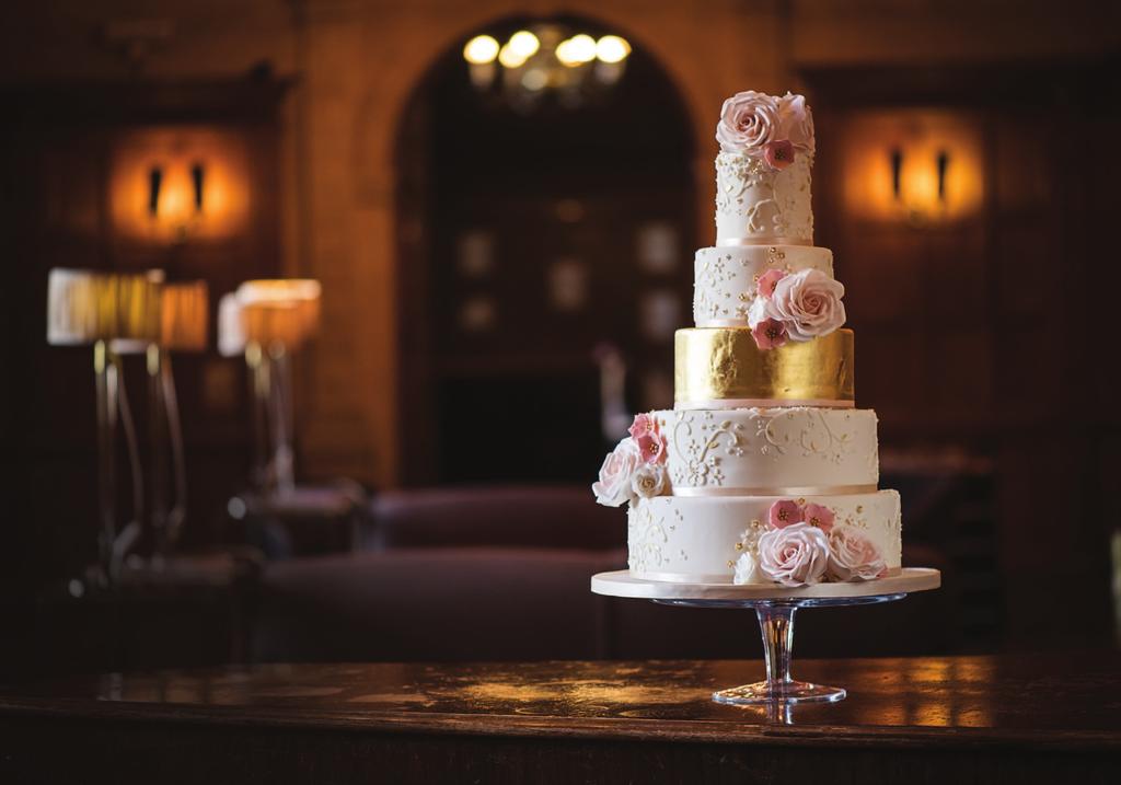 The Pretty Cake Company really helped make our wedding day so special. Our cake was absolutely stunning. It really was beautiful.