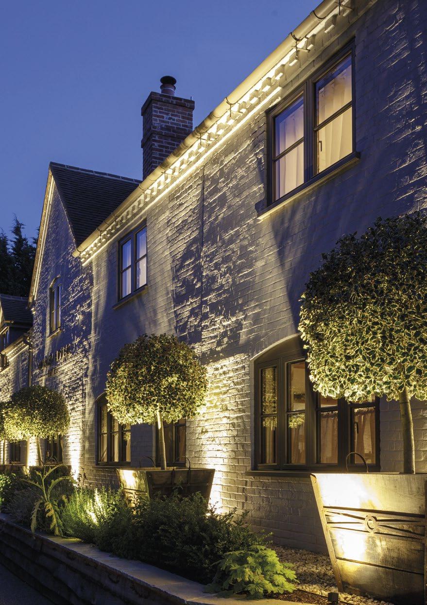 Fine dining in elegant surroundings and a world class selection of wines Hurley House Hotel is a re-invention of the traditional English Inn a relaxed and luxurious place to drink, eat and sleep.