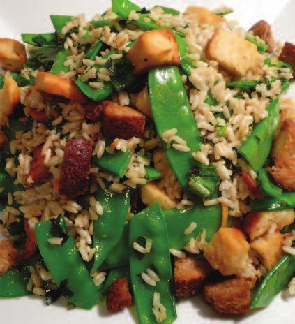 BROWN RICE SALAD WITH SNOW PEAS, SUN-DRIED TOMATOES AND ARTICHOKE HEARTS Yield: 4 Servings TOTAL TIME: 10 minutes 1 cup fresh snow peas (about 30) 6 oz.