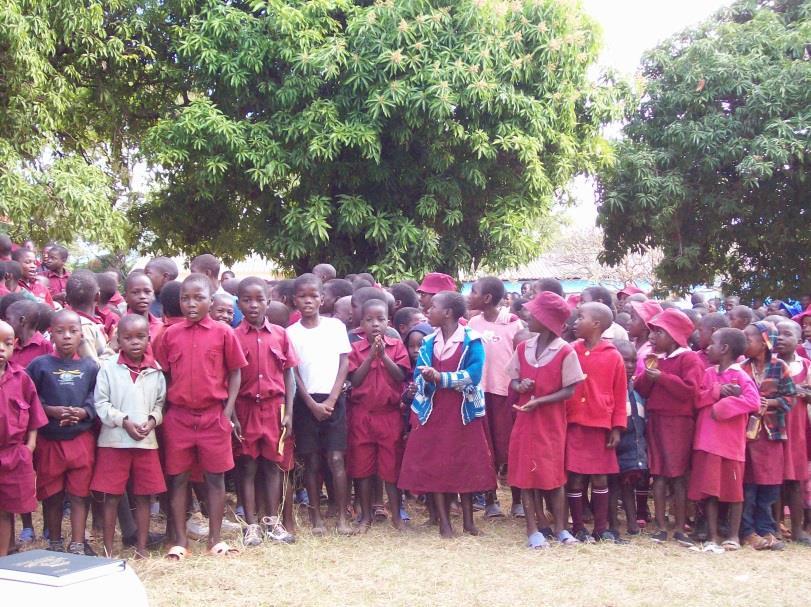 Katiyo Primary School in Zimbabwe Way back in 2000 1 st Burley-in-Wharfedale Brownies took part in a Guiding project called Book Aid, collecting books and raising money to buy books to send to
