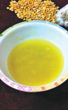 Dal Ka Paani / Lentil Soup Age - Can be given from 6 months Ingredients 2 Tbsp of Moong/Toor Dal. Half a piece of 1 garlic clove. Turmeric (optional) 8 Tbsp of Water.