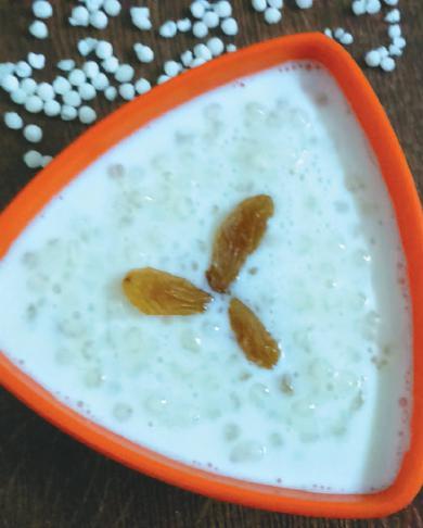 SABUDANA KHEER Age - Can be given from 7 months Ingredients : 2 tablespoon Sabudana pearls 1 teaspoon mishri sugar or jaggery syrup 1 pinch elachi powder 1 pinch almond powder.