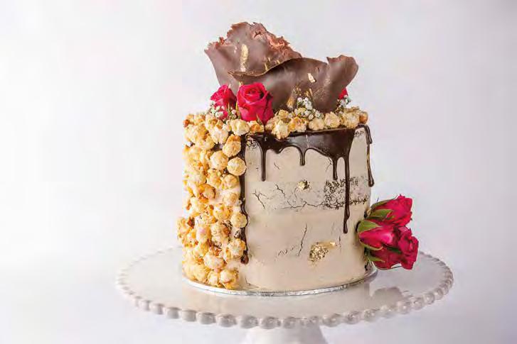 CAKE SIZES 7 inch: R500 10 inch: R700 7 inch: R600 10 inch: R1100 French Vanilla Sponge Chocolate Sponge Red