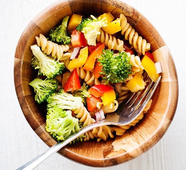 Vegetable Salad 1 cup cooked and chopped broccoli 1 cup red onion chopped 2 cups cooked pasta 1 cup tomato chopped 2 sticks celery chopped 1/2 cup carrot shredded 1/4 cup parsley chopped 1/2 tbsp.