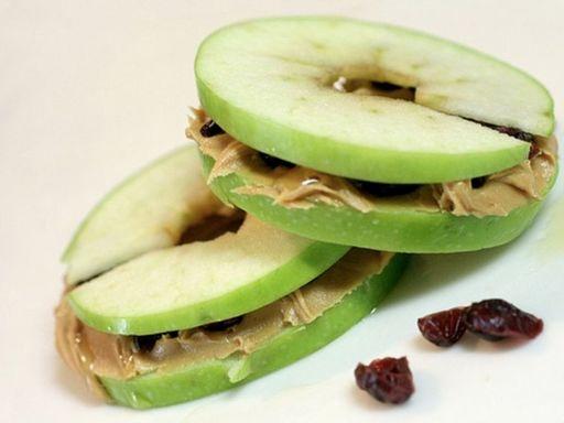 Apple and Peanut Butter Sandwiches Planned for Snacks on Monday, December 4, 2017 Source: www.alli-n-son.
