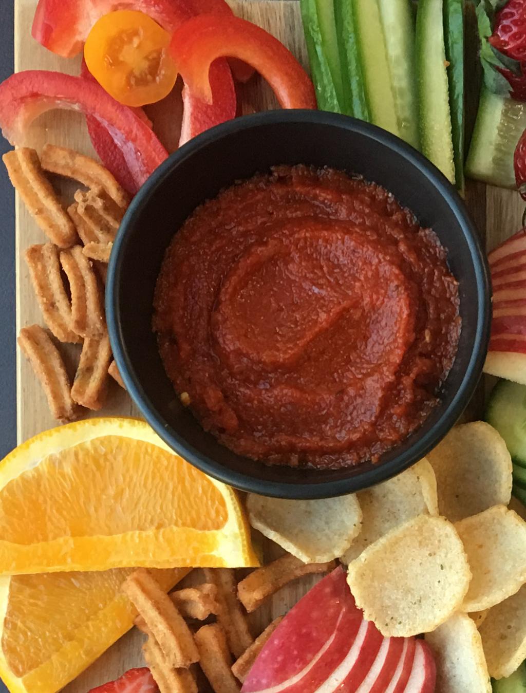 Dip 1 Roasted Sweet Capsicum Dip Serves 1 INGREDIENTS 1 red capsicum 1 red onion, cut in half with skins attached 1 carrot, cut into 4 pieces 1 clove garlic, skin on Spray oil Pepper ½ tsp coriander