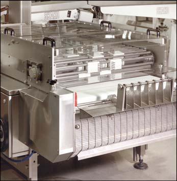 Cream feed system Special purpose hoppers feed cream to the sandwiching machines, and ensure accurate deposit weight over extended periods of operation. Precise weight control.