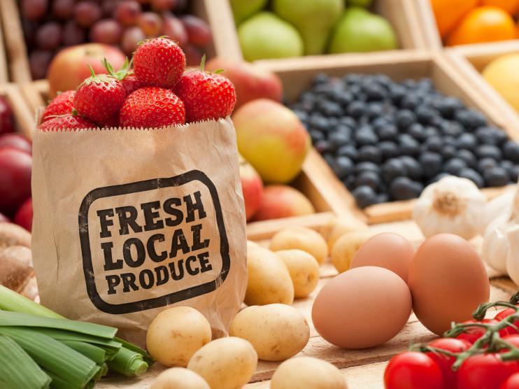 Our Commitment to Local Produce Chartwells is committed to buying locally grown produce when available.