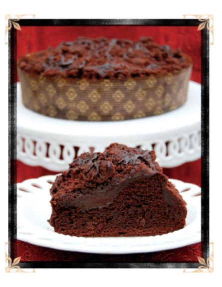 Seriously Chocolate Crumb Cake 32oz with a layer of chocolate pudding Ingredients: sugar, water, enriched bleached wheat flour (flour, niacin, reduced iron, thiamine mononitrate, riboflavin, folic